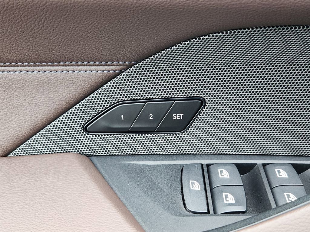 New 2026 BMW i4 xDrive40i image 17