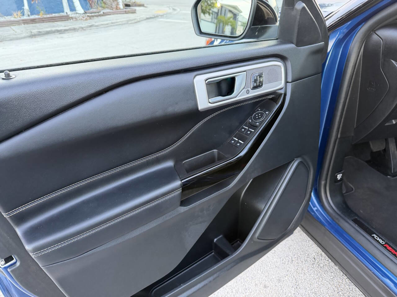 Used 2021 Ford Explorer ST w/ Equipment Group 401A image 10