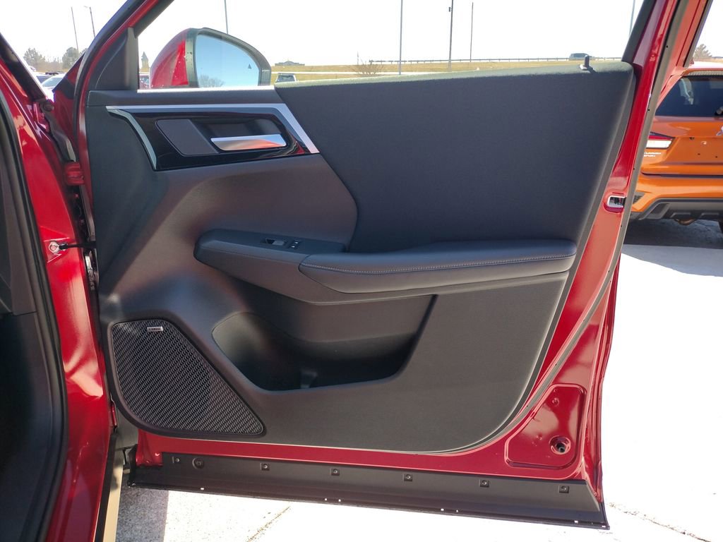 New 2026 Mitsubishi Outlander ES image 30
