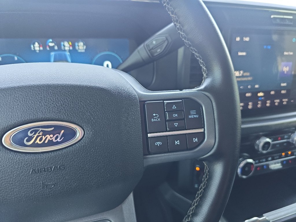 Used 2025 Ford F350 Lariat w/ Lariat Ultimate Package AWD/4WD image 26