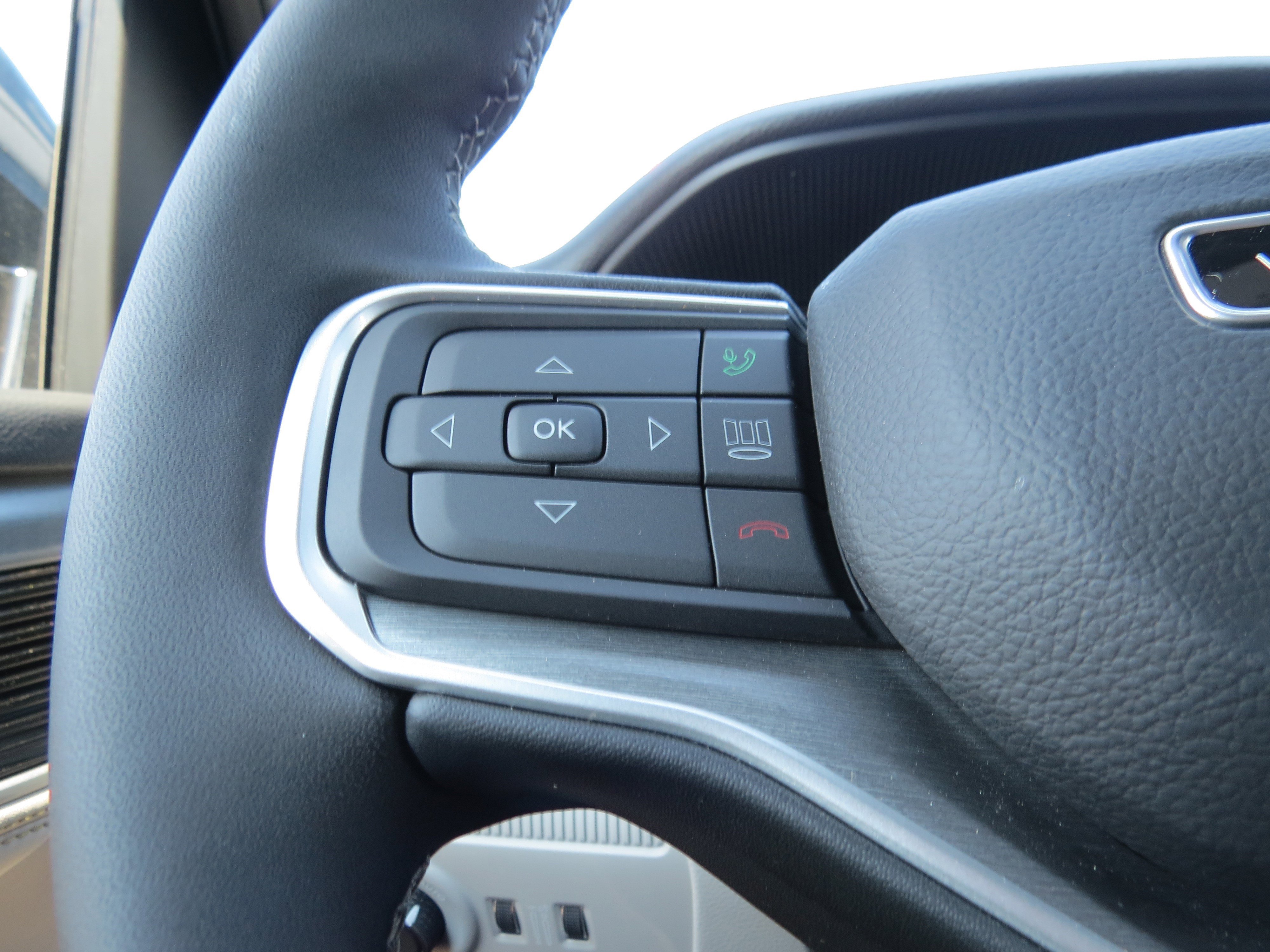 New 2025 Jeep Wagoneer L Series II w/ Convenience Group I image 25