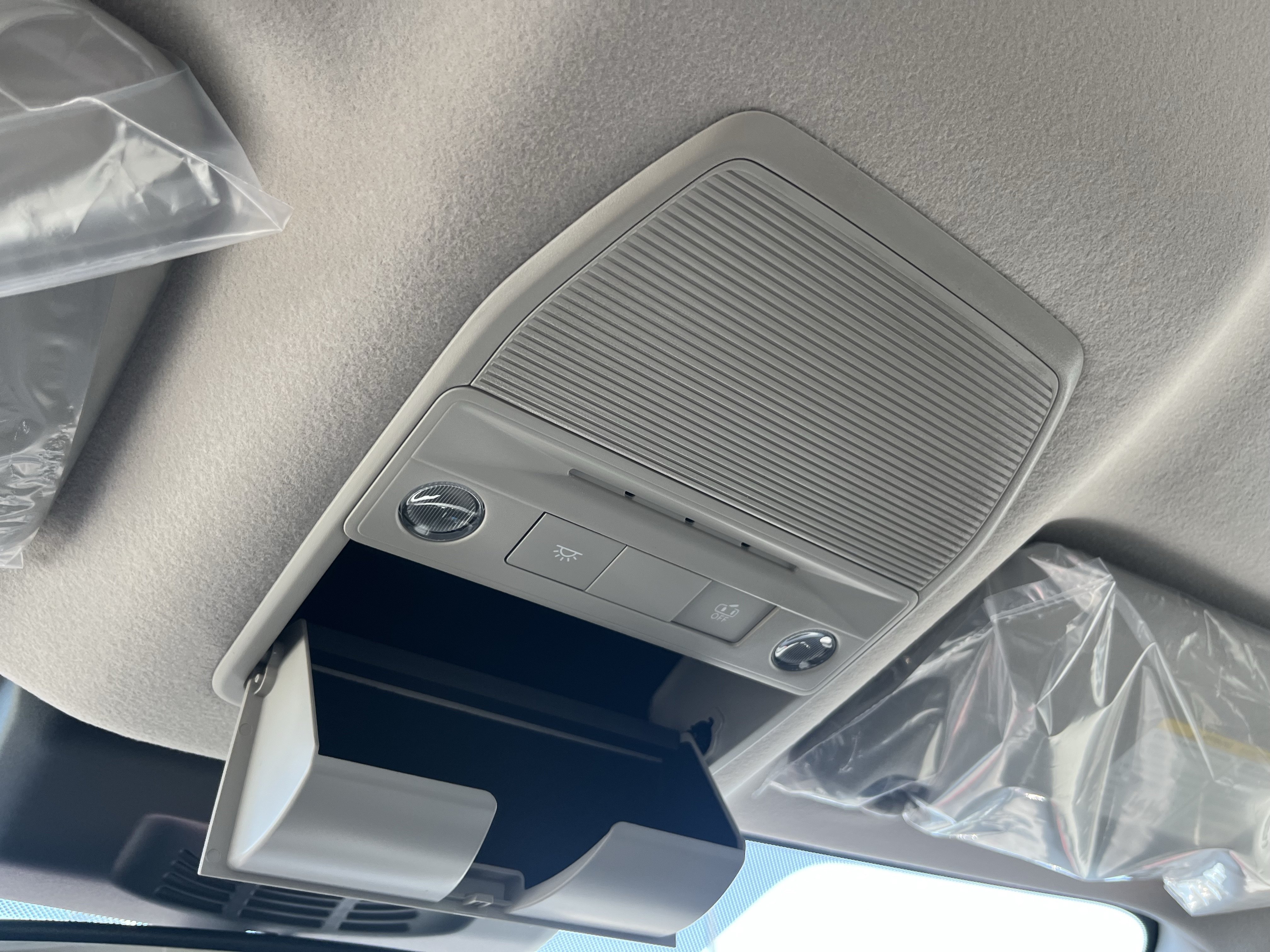 New 2027 Nissan Sentra SR w/ SR Premium Package FWD image 37