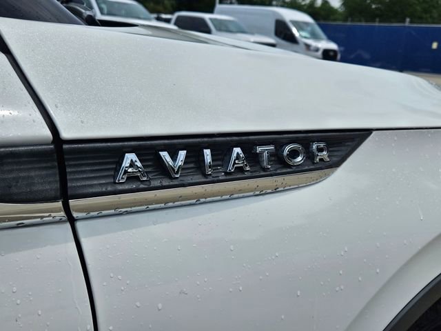 Used 2020 Lincoln Aviator Reserve w/ Equipment Group 201A RWD image 4