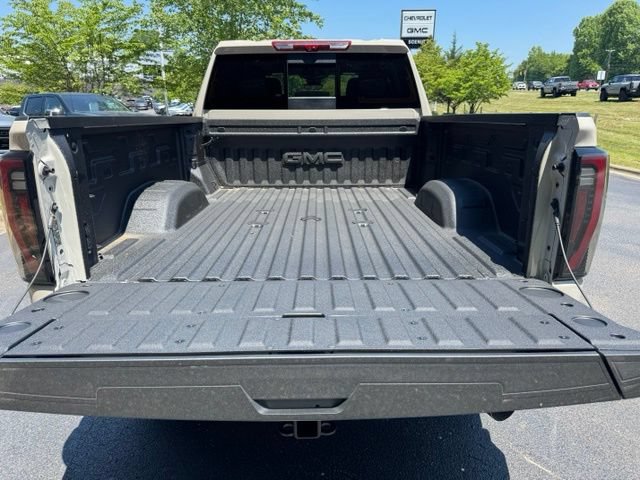 New 2026 GMC Sierra 2500 AT4 w/ AT4 Premium Plus Package AWD/4WD image 23