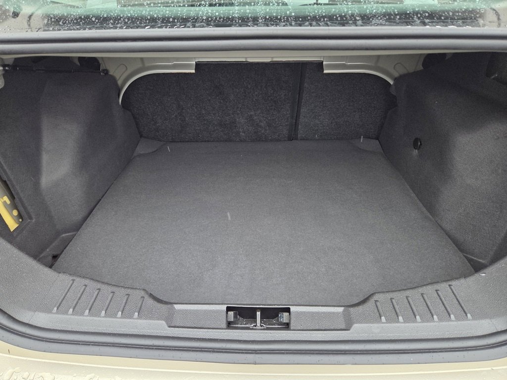 Used 2018 Ford Focus SE image 20