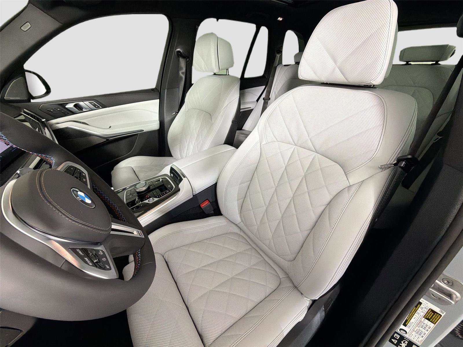 New 2026 BMW X5 M60i image 21