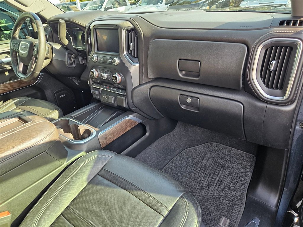 Used 2020 GMC Sierra 3500 Denali w/ Denali Ultimate Package image 19