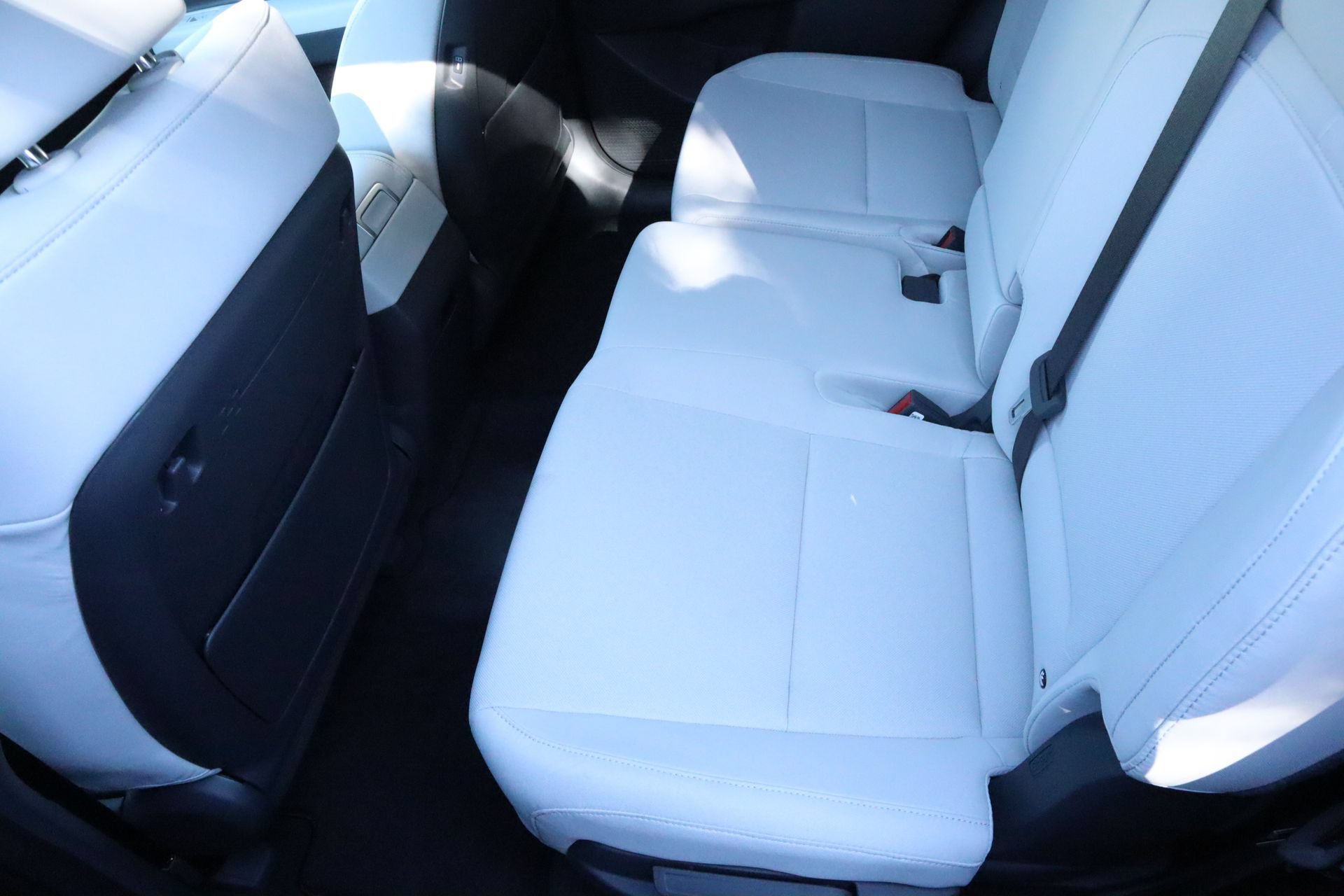 New 2026 Hyundai Santa Fe SE FWD image 16