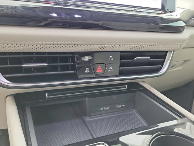 Used 2024 Volkswagen Atlas SE FWD image 30