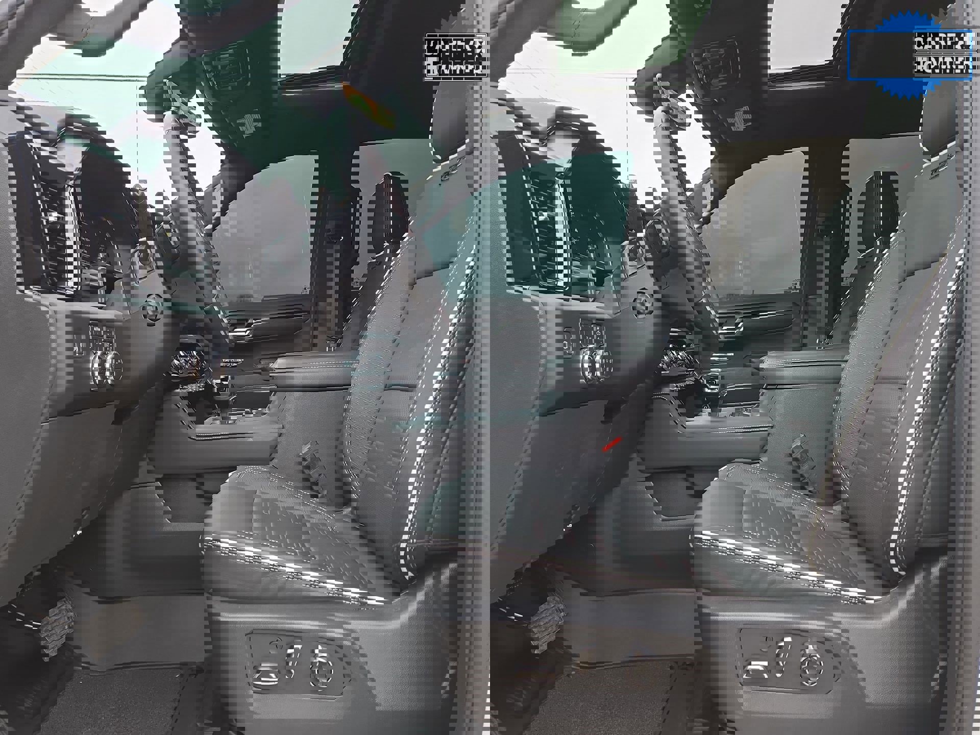 Used 2025 GMC Sierra 1500 AT4X image 16