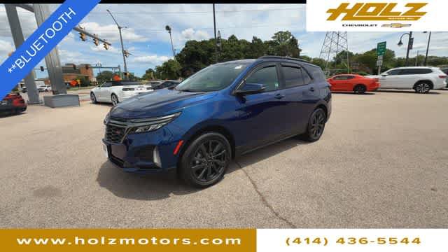 Certified 2023 Chevrolet Equinox RS w/ RS Leather Package AWD/4WD image 4