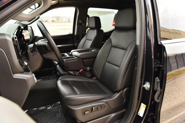 Used 2025 GMC Sierra 1500 SLT AWD/4WD image 18