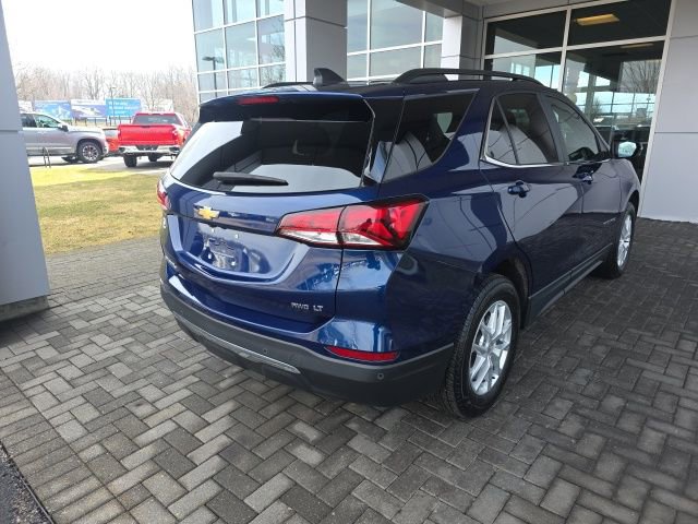 Used 2023 Chevrolet Equinox LT image 4