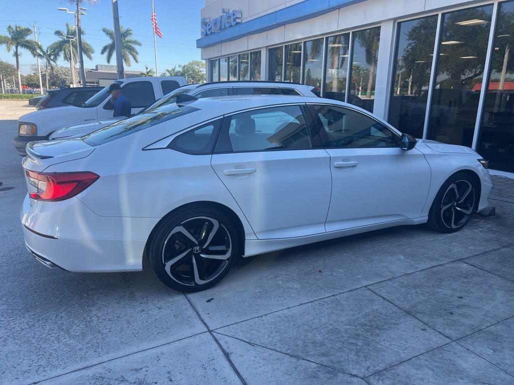 Used 2022 Honda Accord Sport image 7