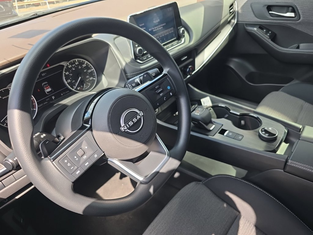Certified 2023 Nissan Rogue SV AWD/4WD image 16