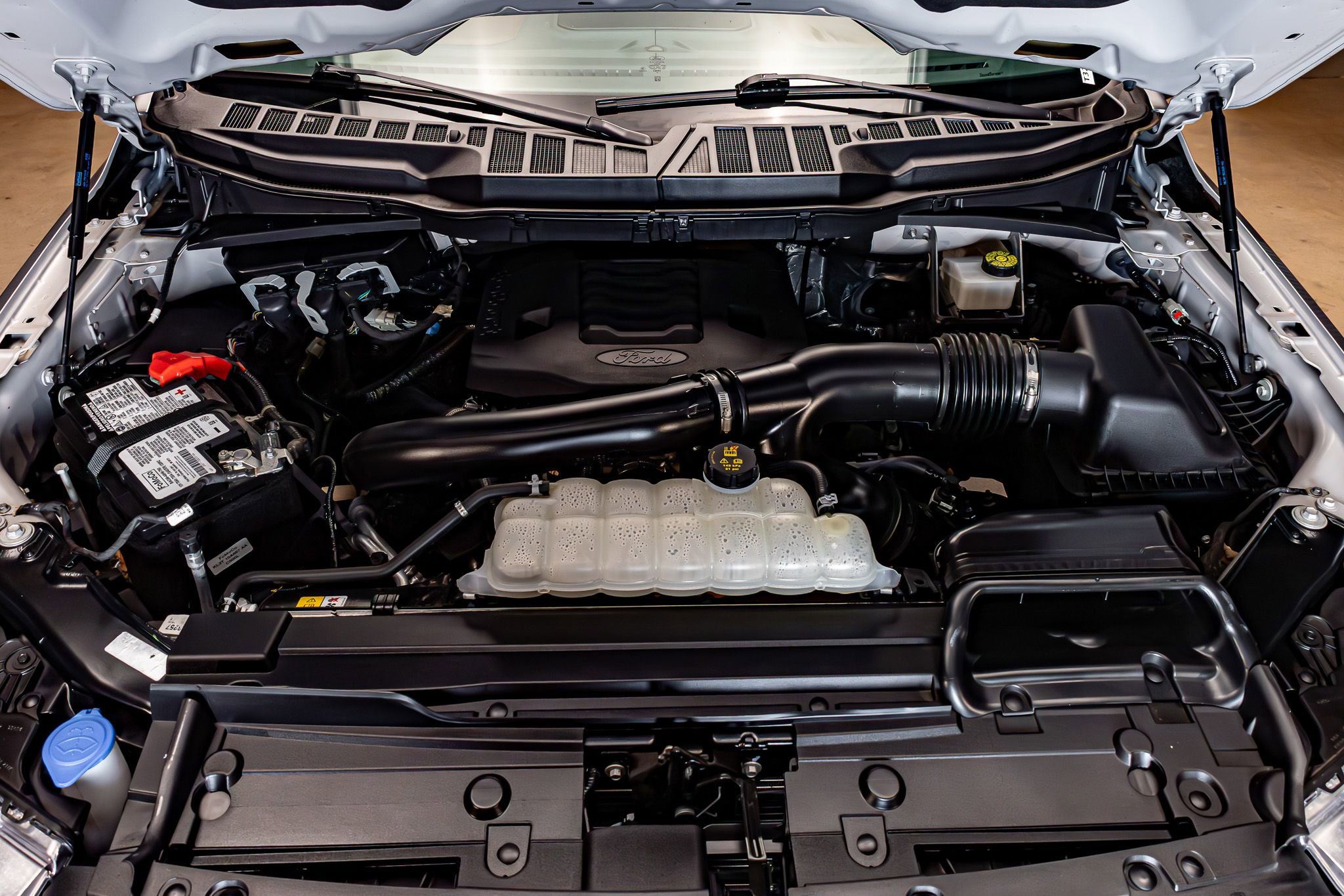 Used 2023 Ford F150 Lariat AWD/4WD image 32