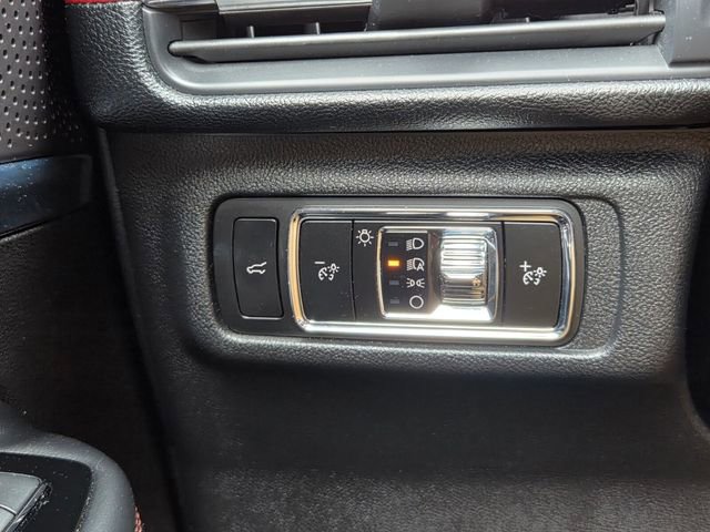 Used 2023 Lincoln Corsair Reserve w/ Equipment Group 201A image 34