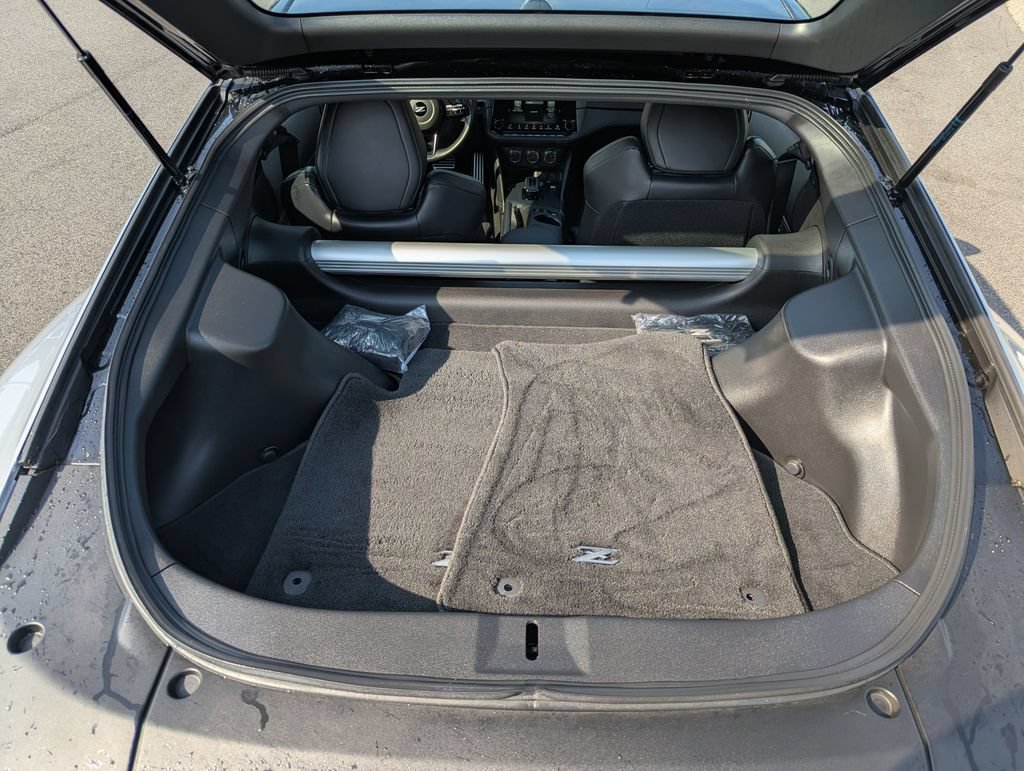 Used 2025 Nissan Z Performance w/ Floor Mat Package RWD image 14