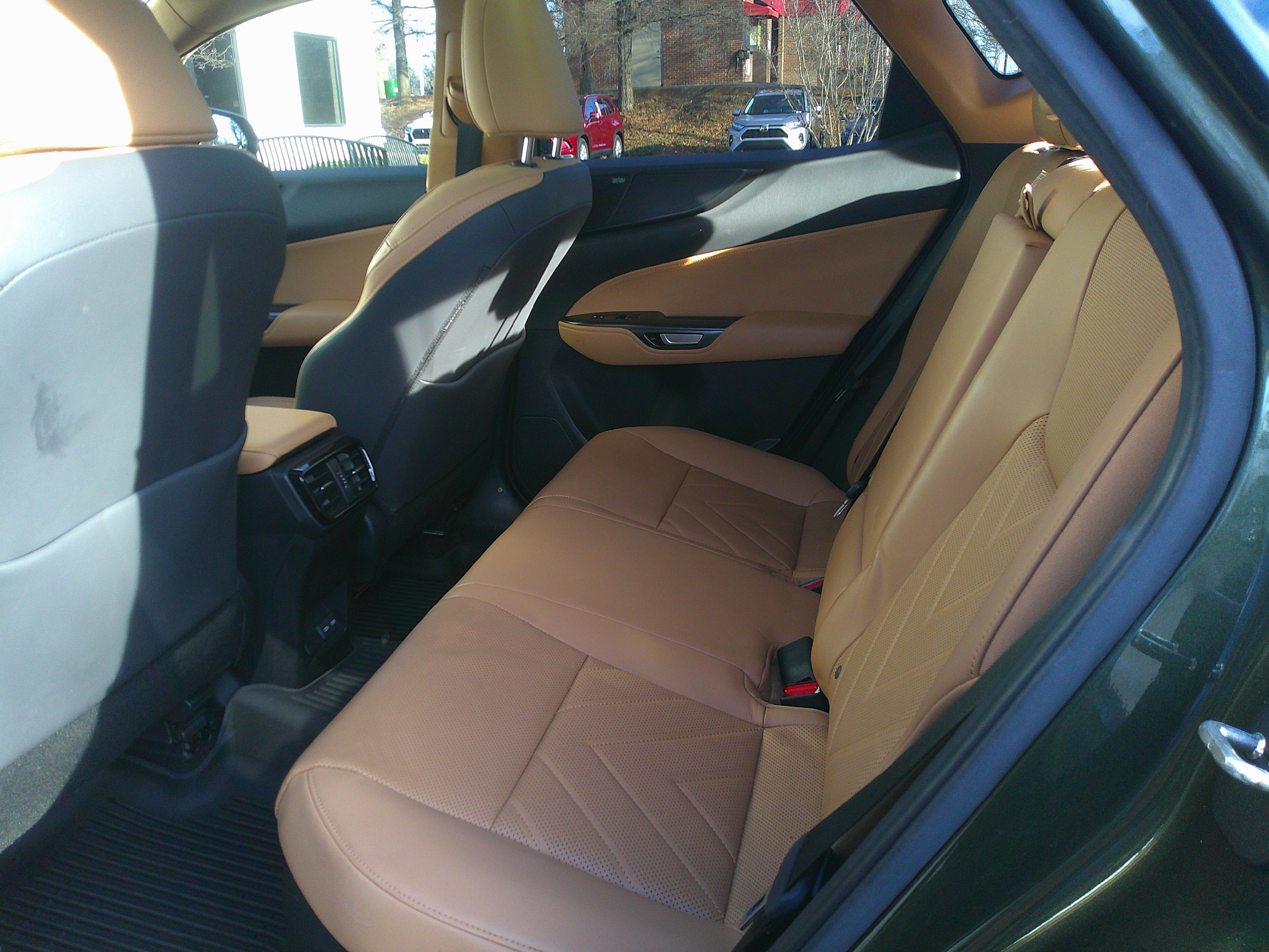 Used 2022 Lexus NX 350h AWD image 28