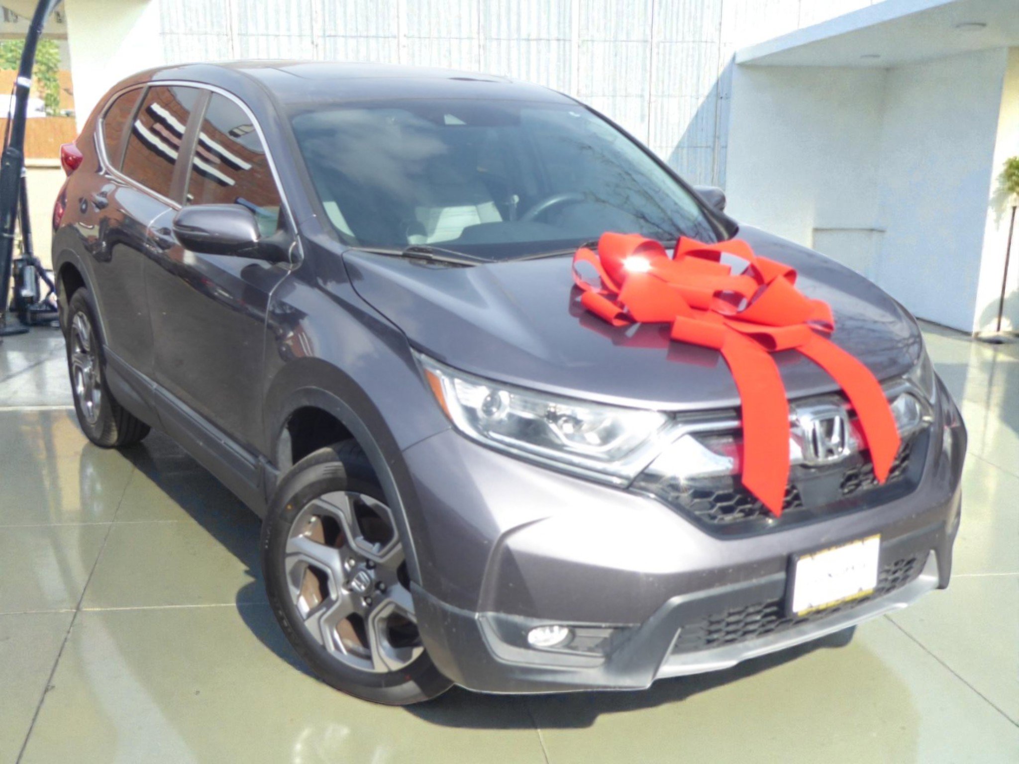 Used 2019 Honda CR-V EX image 2