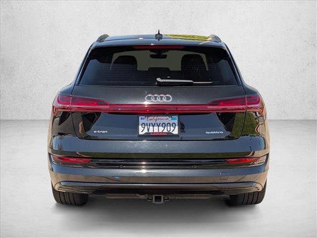 Used 2022 Audi e-tron Premium w/ Convenience Plus Package AWD/4WD image 7
