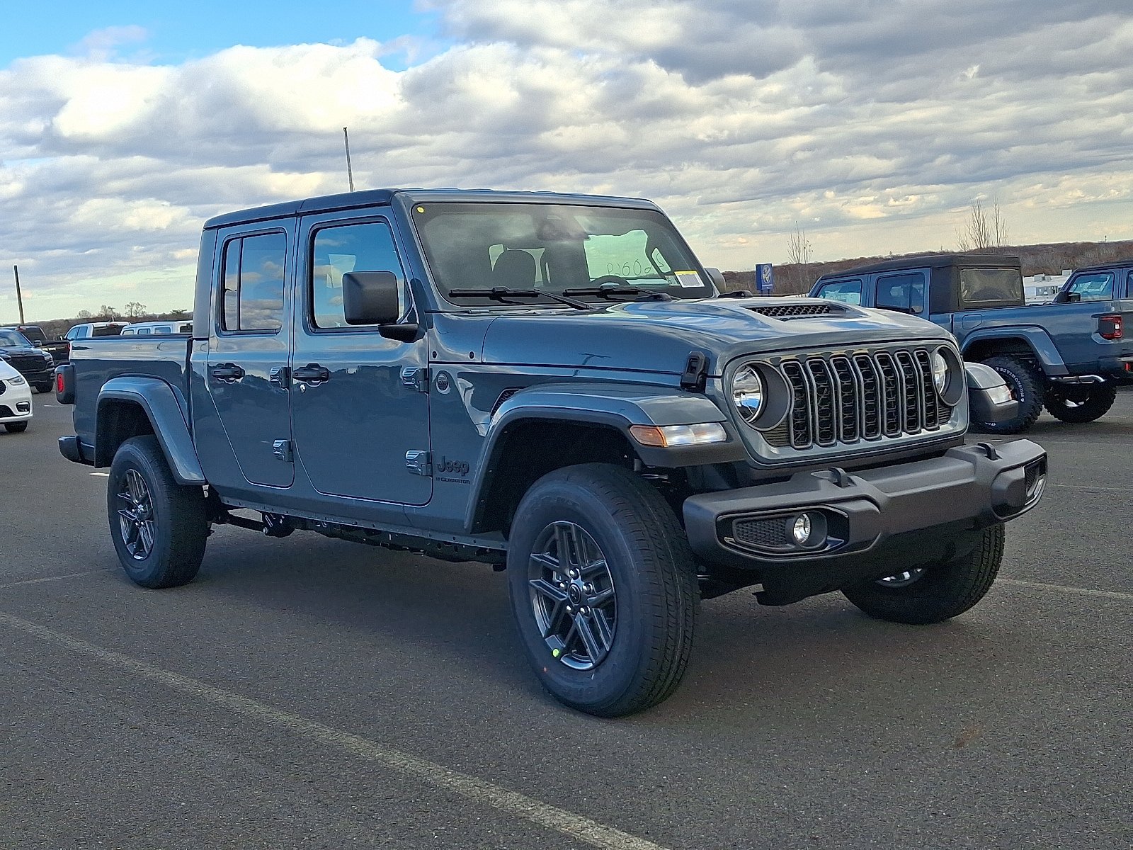 New 2026 Jeep Gladiator Sport