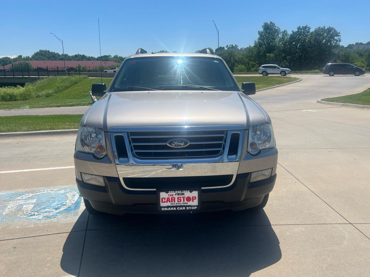 Used 2008 Ford Explorer Sport Trac XLT AWD/4WD image 6