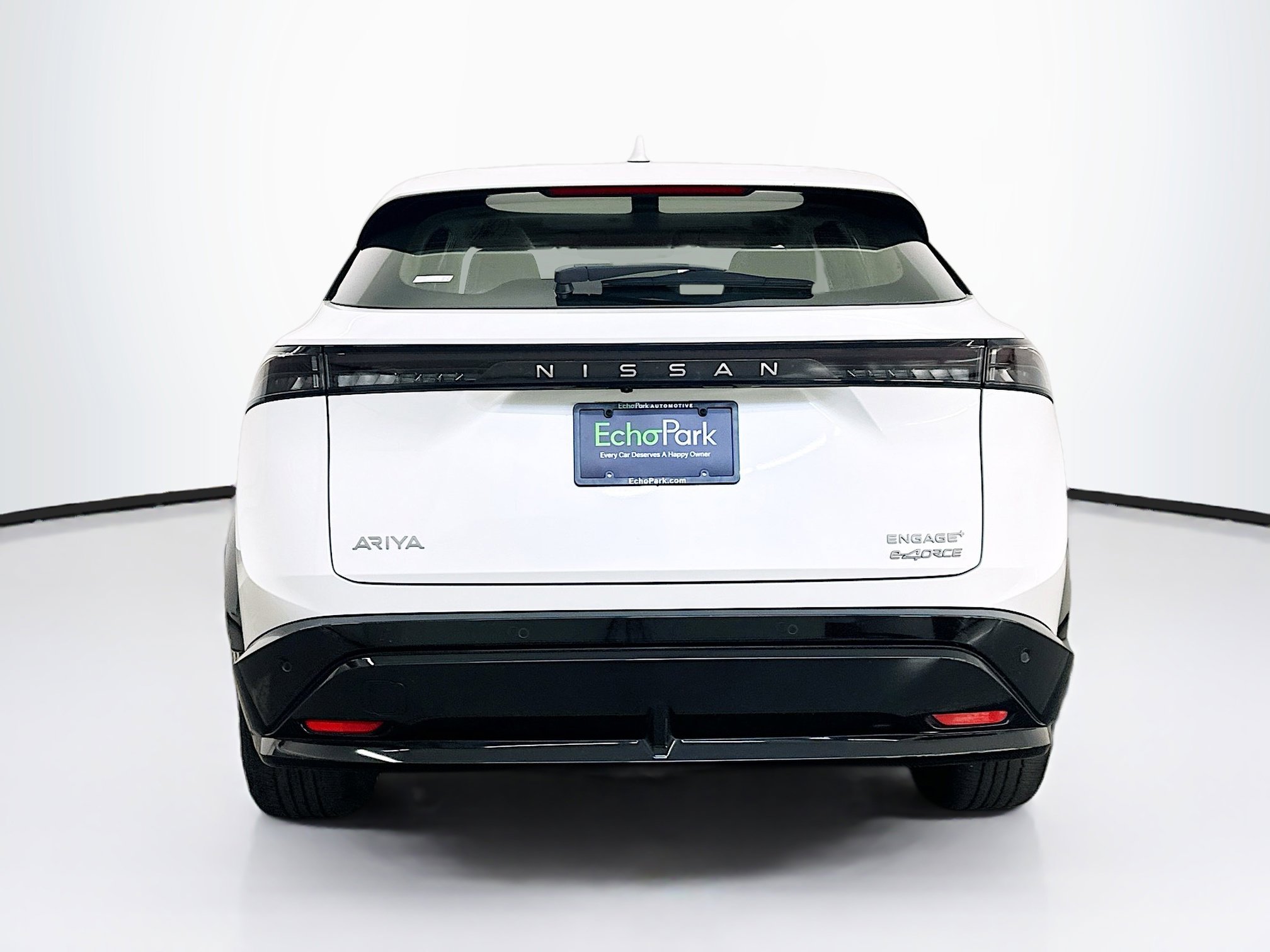 Used 2024 Nissan Ariya AWD image 7