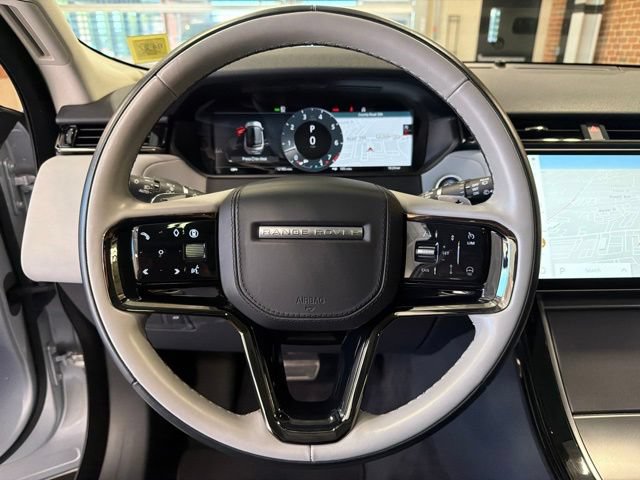 Used 2025 Land Rover Range Rover Velar Dynamic SE AWD/4WD image 15