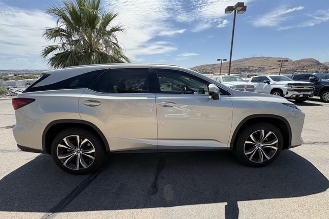 Used 2020 Lexus RX 350L Premium w/ Premium Package AWD/4WD image 6