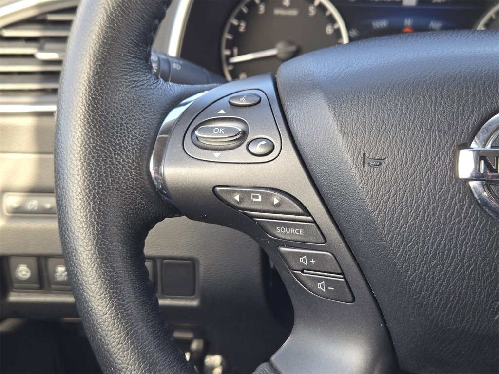 Used 2019 Nissan Murano Platinum w/ Cargo Package image 29