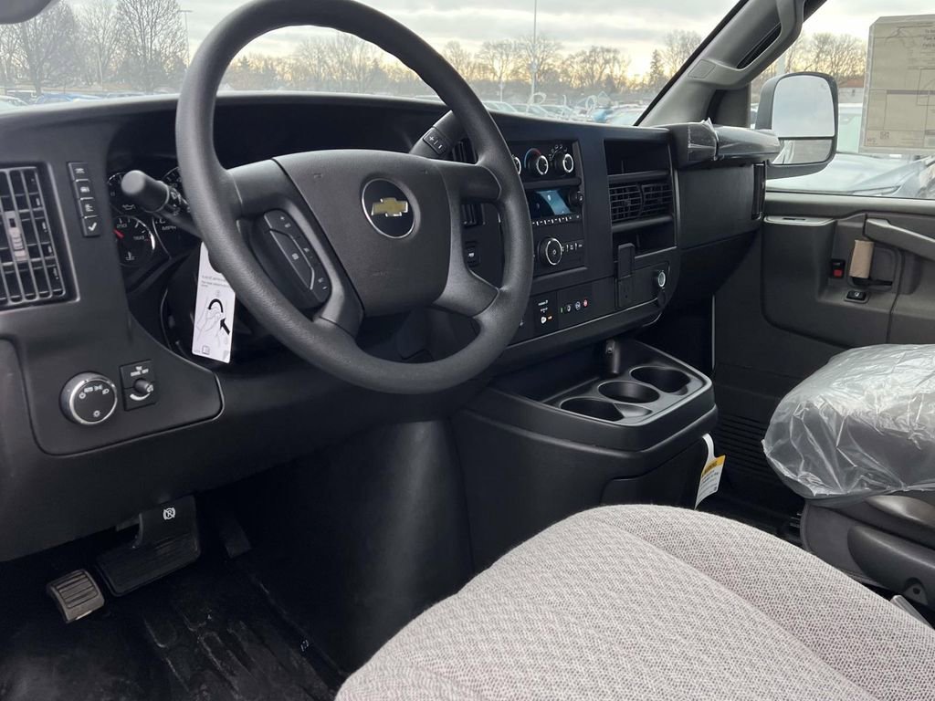 New 2025 Chevrolet Express 2500 w/ Driver Convenience Package image 17