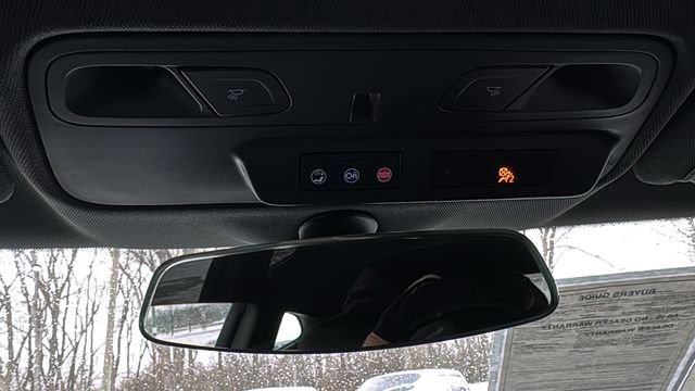 Used 2021 Chevrolet Camaro SS image 19