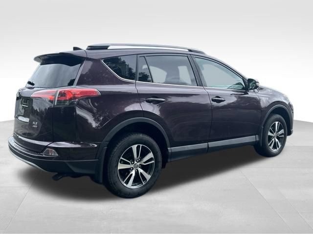 Used 2017 Toyota RAV4 XLE w/ All Weather Liner Package AWD/4WD image 5