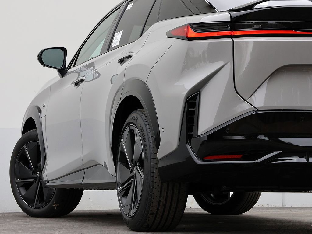 New 2026 Lexus RZ 450e AWD w/ Luxury Package image 8