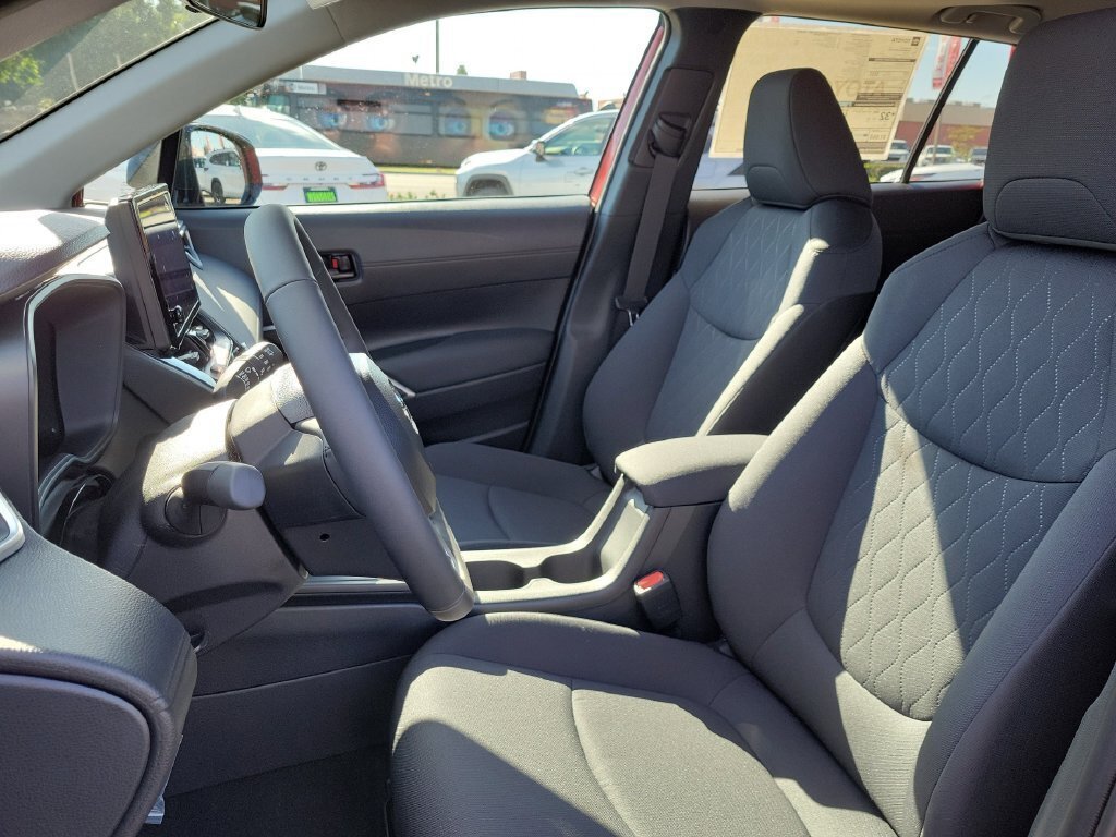 New 2026 Toyota Corolla Cross LE FWD image 18