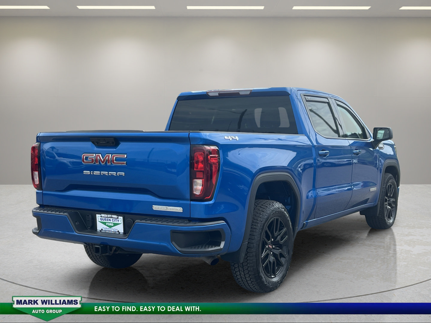 Used 2023 GMC Sierra 1500 Elevation AWD/4WD image 13