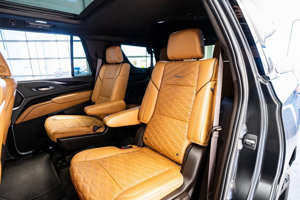 Used 2021 Cadillac Escalade Sport w/ Driver Assist Tech Package image 56