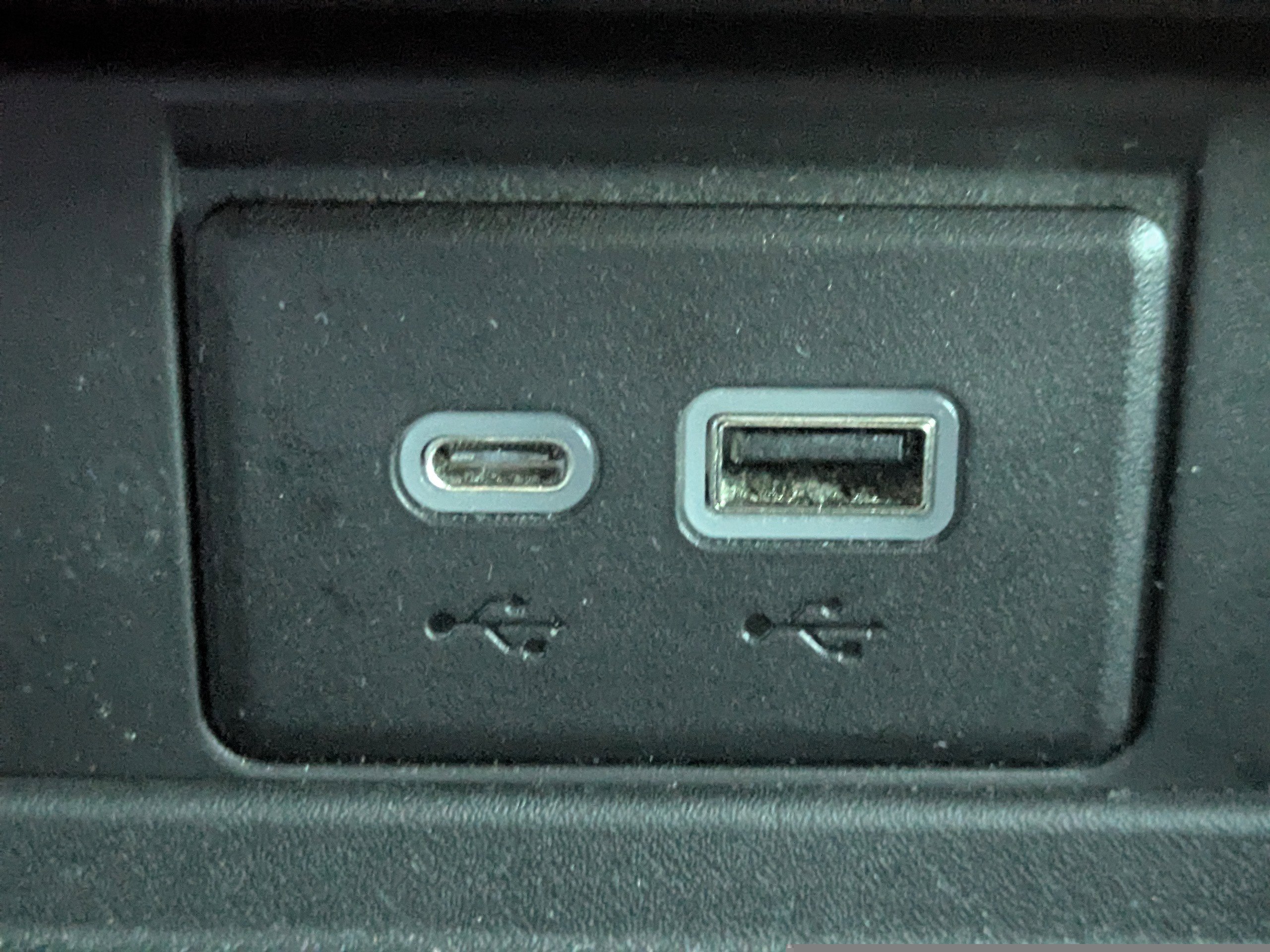 Used 2022 GMC Yukon SLT w/ SLT Premium Package image 22