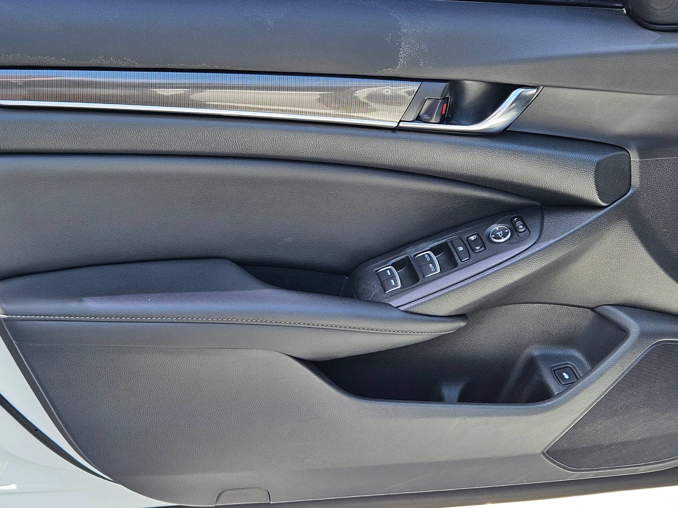 Used 2022 Honda Accord Sport image 17