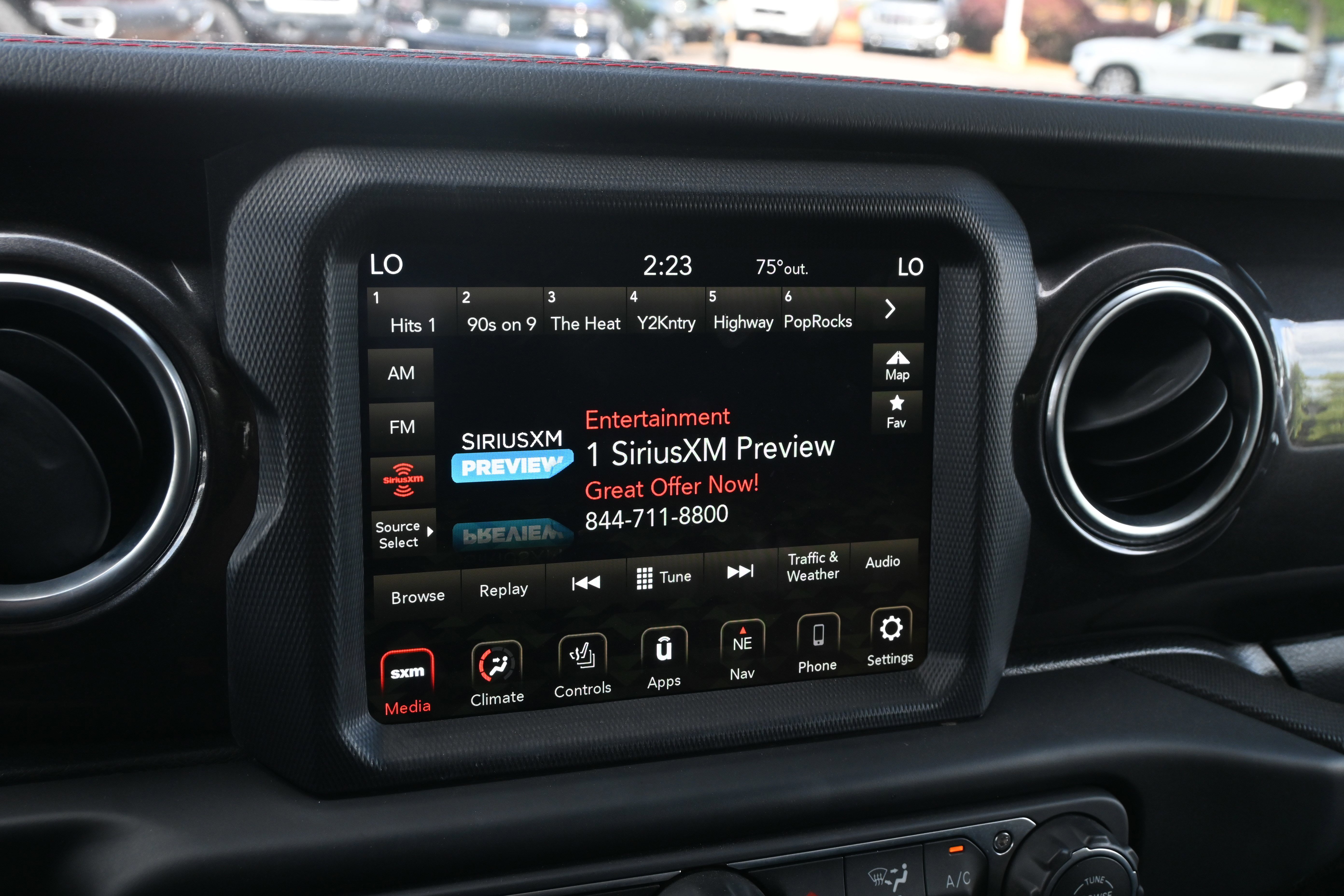 Used 2020 Jeep Gladiator Rubicon AWD/4WD image 25