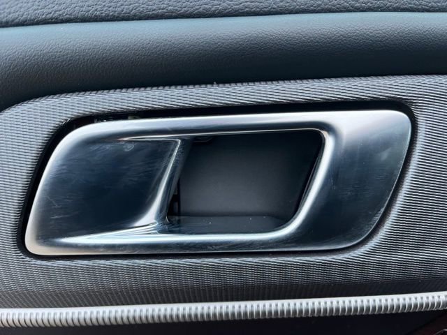 Used 2025 Ford Explorer ST-Line w/ Premium Package image 11