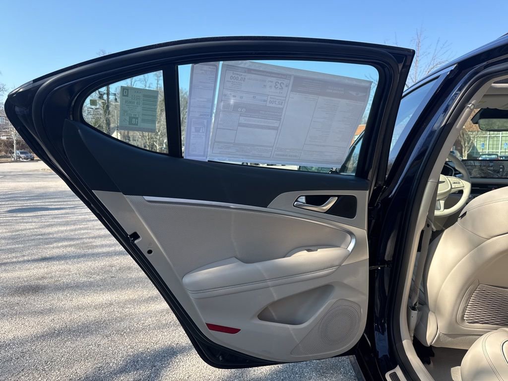 New 2026 Genesis G70 2.5T Prestige image 26