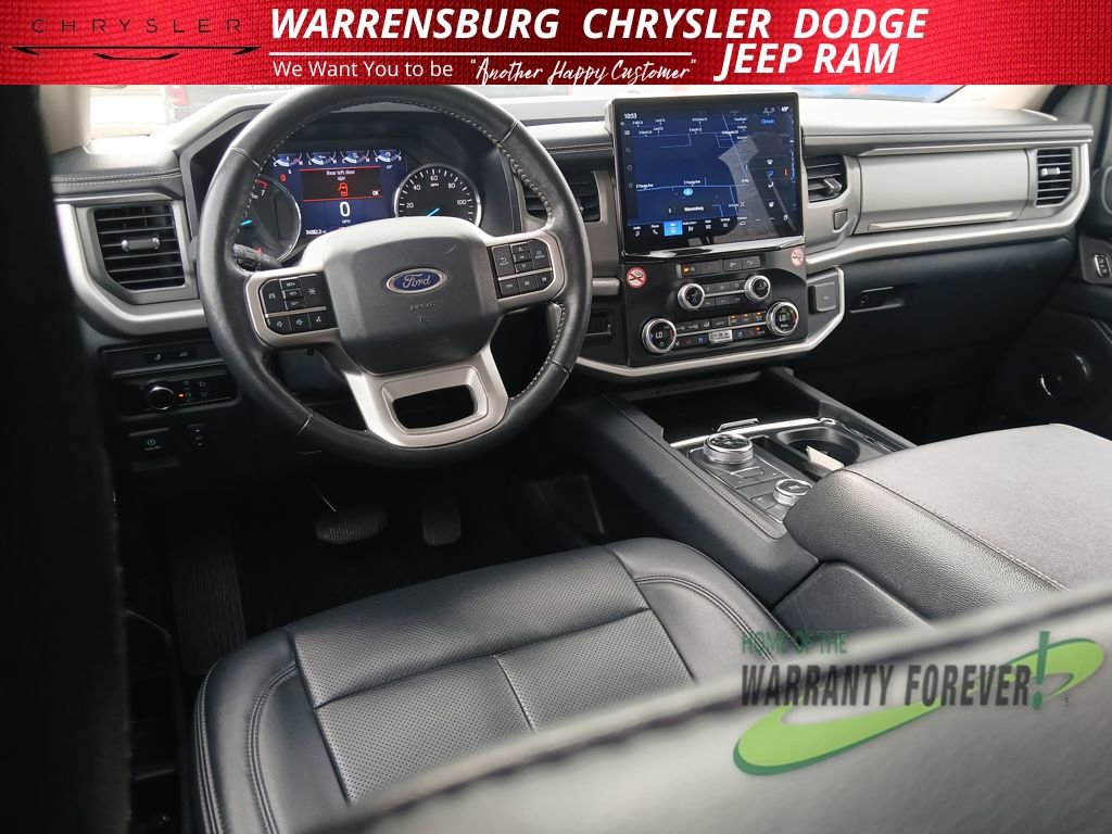 Used 2024 Ford Expedition XLT image 17