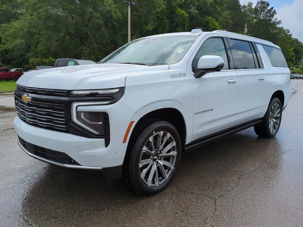 New 2026 Chevrolet Suburban High Country AWD/4WD image 8
