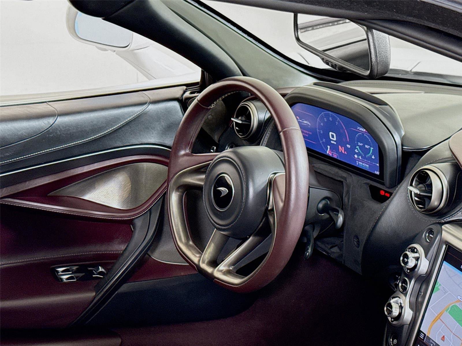 Used 2019 McLaren 720S Performance image 24