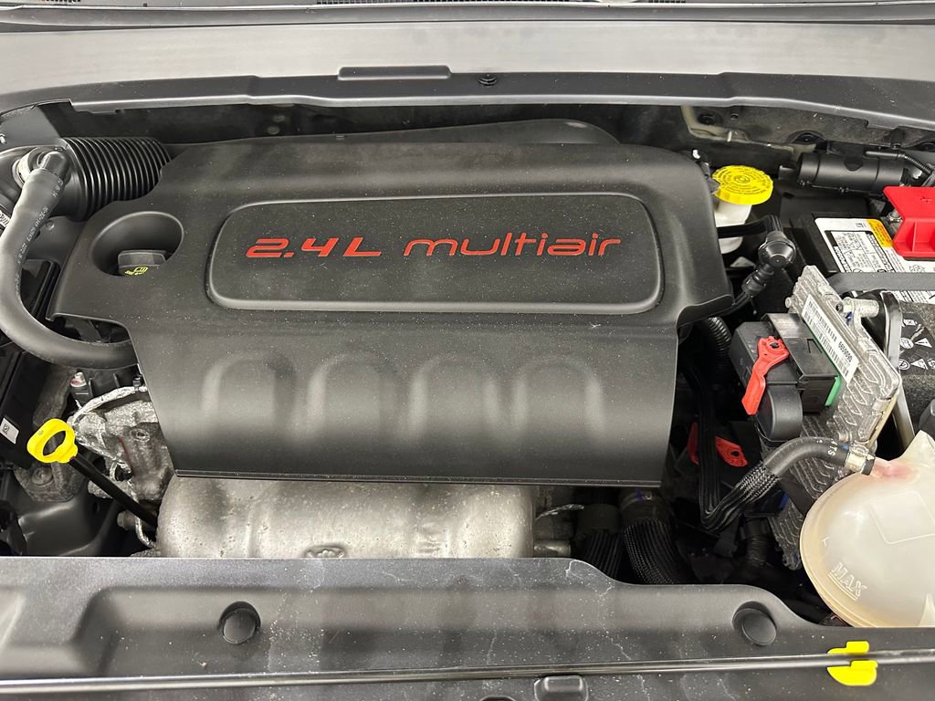 Used 2022 Jeep Compass Limited image 32