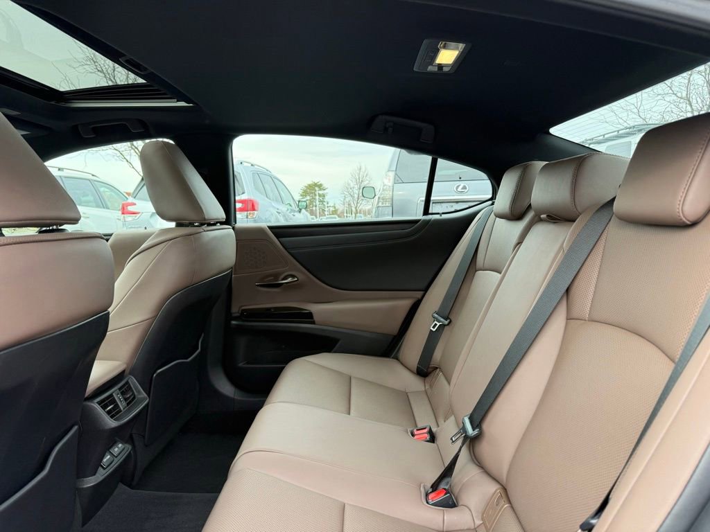 Used 2023 Lexus ES 350 350 image 16