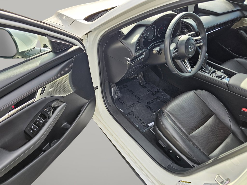 Used 2019 MAZDA MAZDA3 AWD Hatchback w/ Premium Pkg image 21