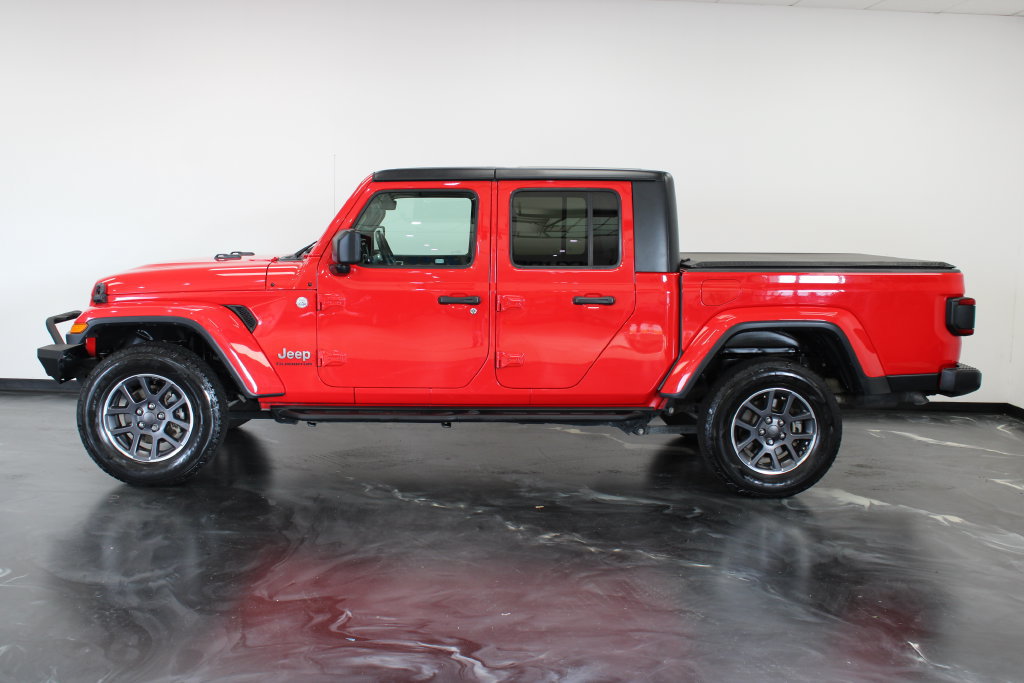 Used 2020 Jeep Gladiator Overland AWD/4WD image 23